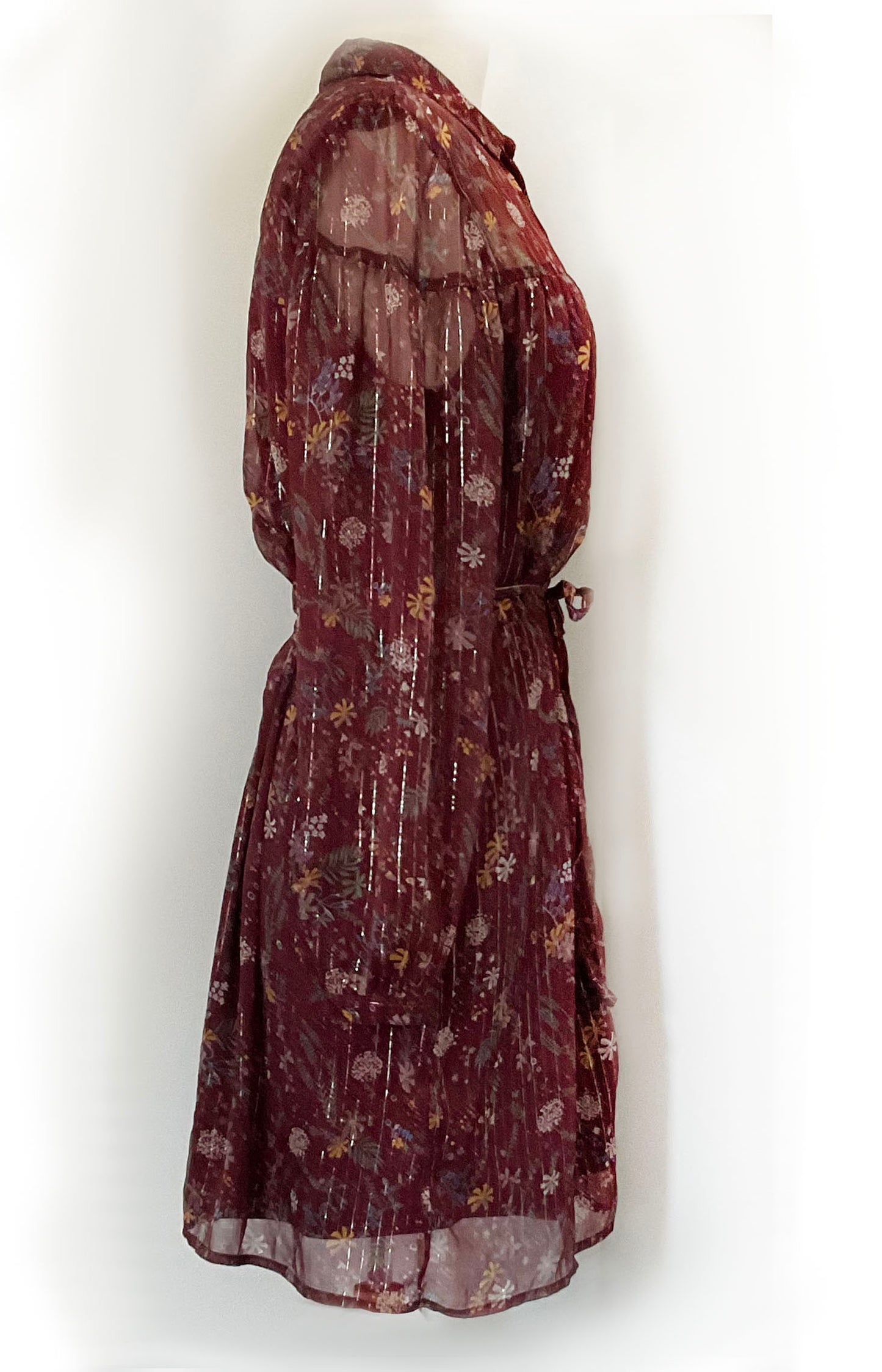 Robe de vin rouge pétillant